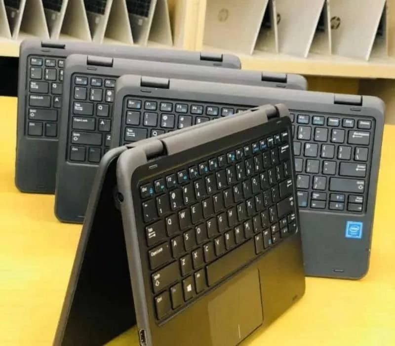 DELL LATITUDE 3189 laptop