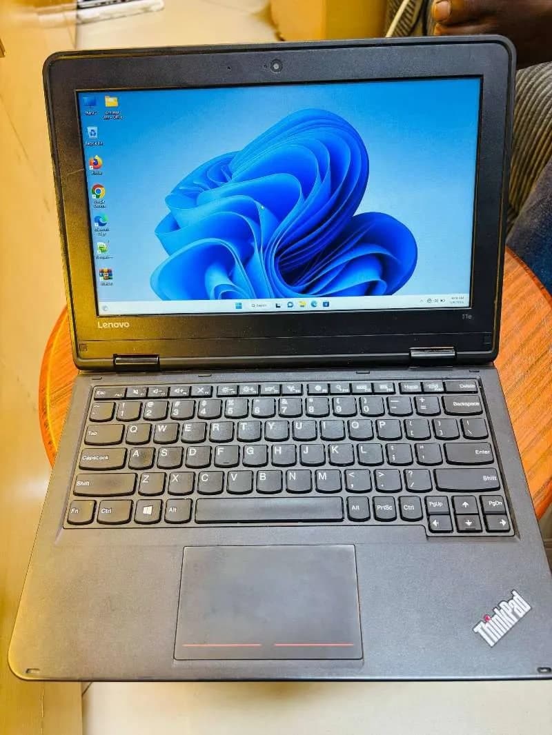 LENOVO YOGA 11e LAPTOP